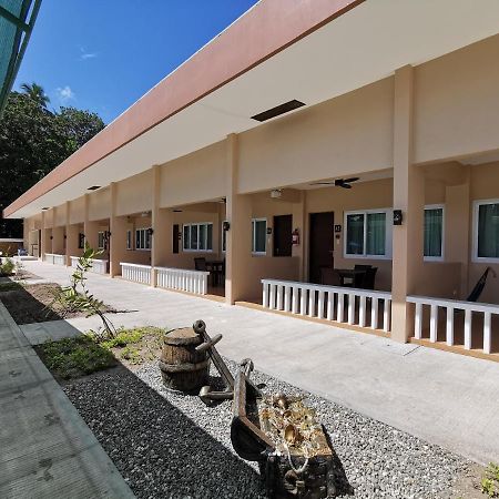 Port Royale Waterpark Resort Dumaguete City Exteriér fotografie