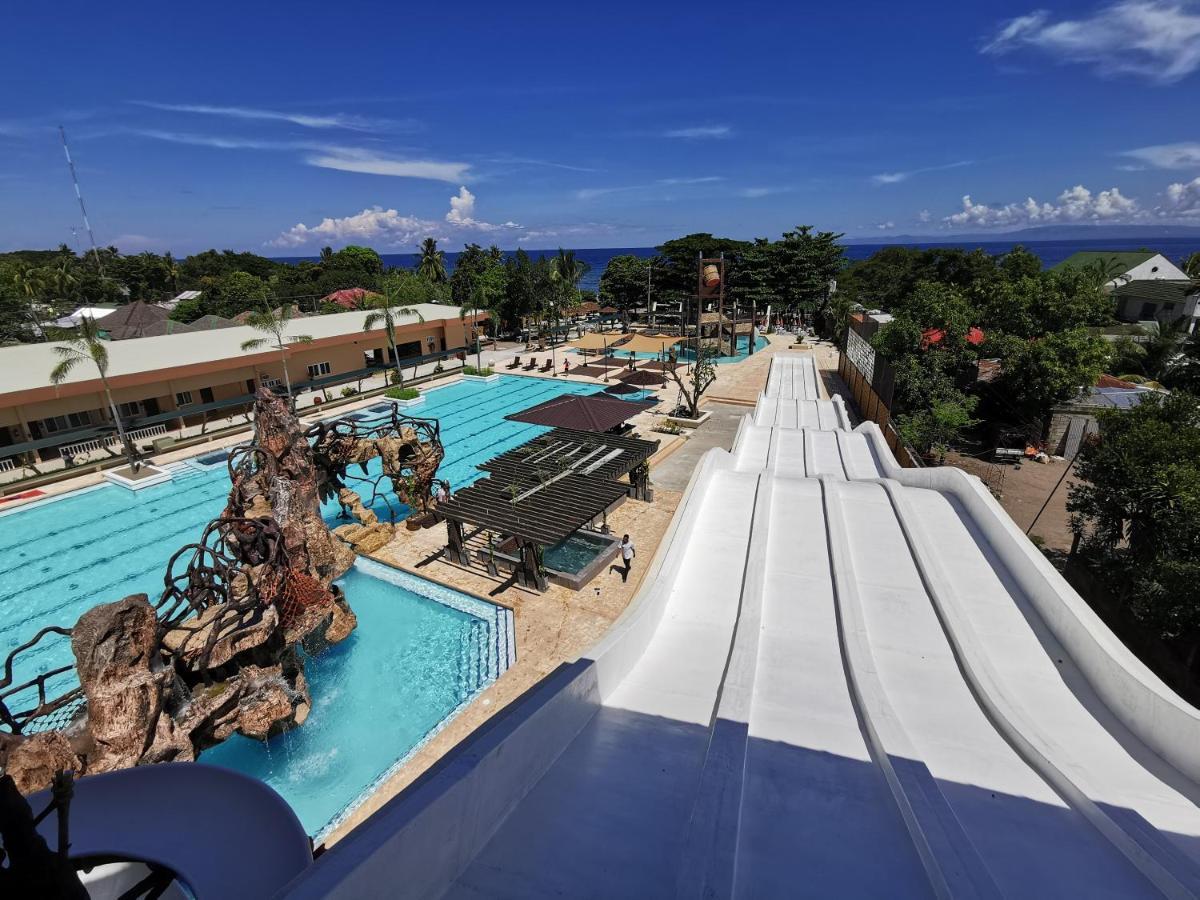 Port Royale Waterpark Resort Dumaguete City Exteriér fotografie